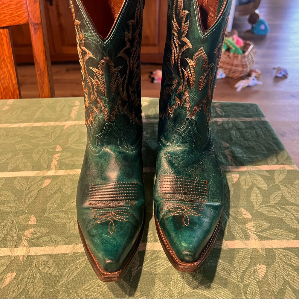 Cute women’s cowboy boots.  Very comfy.  I just got a new pair.